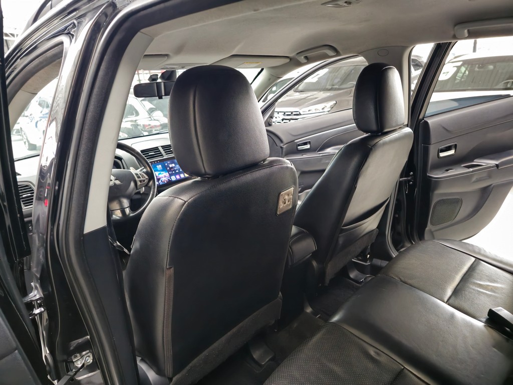 Mitsubishi ASX Preto