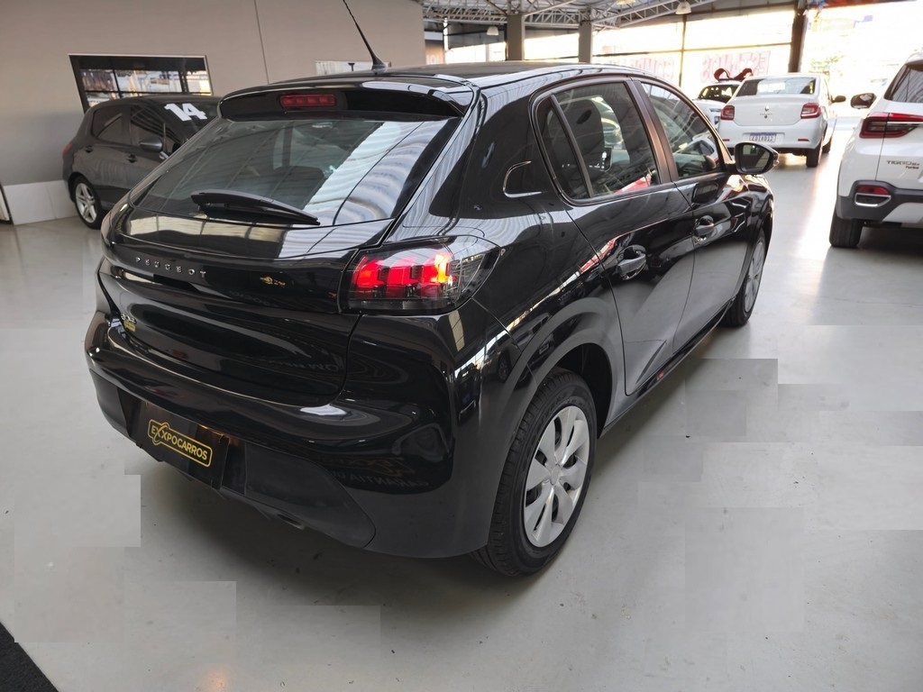 Peugeot 208 Preto