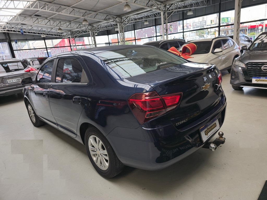 Chevrolet Cobalt Azul