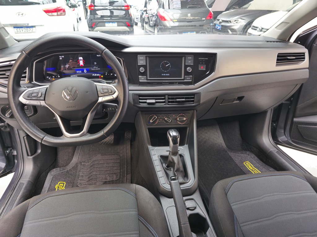 Volkswagen Nivus Cinza