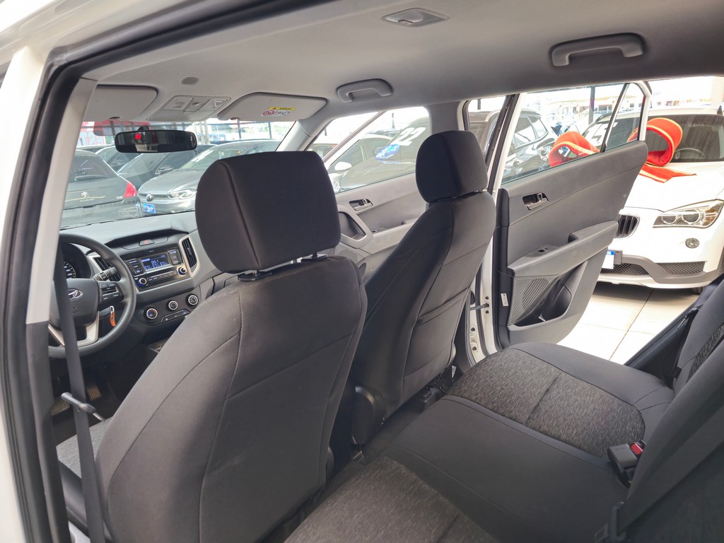 Hyundai Creta Branco
