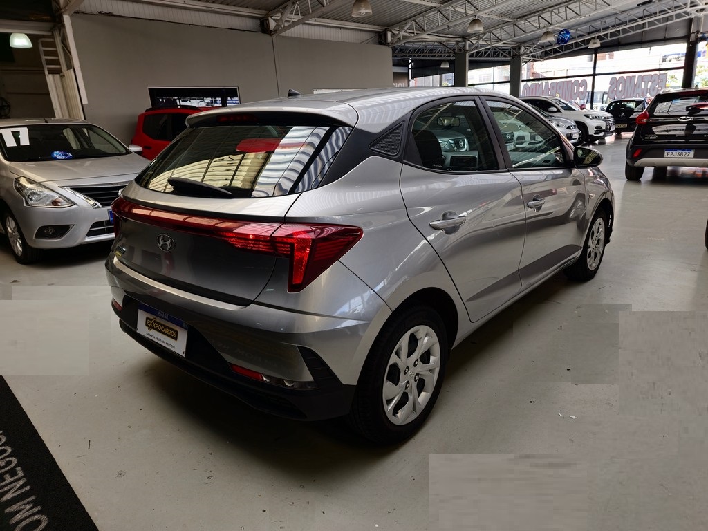 Hyundai HB20 Prata