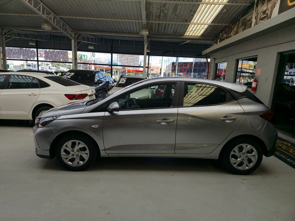 Hyundai HB20 Prata