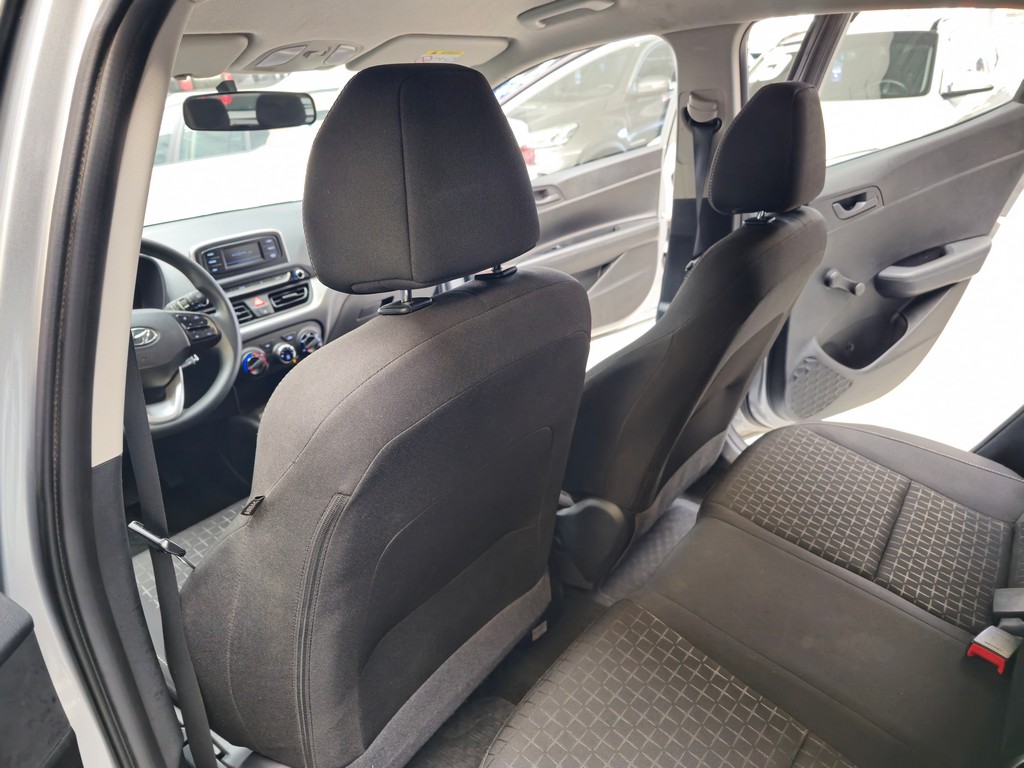 Hyundai HB20 Prata