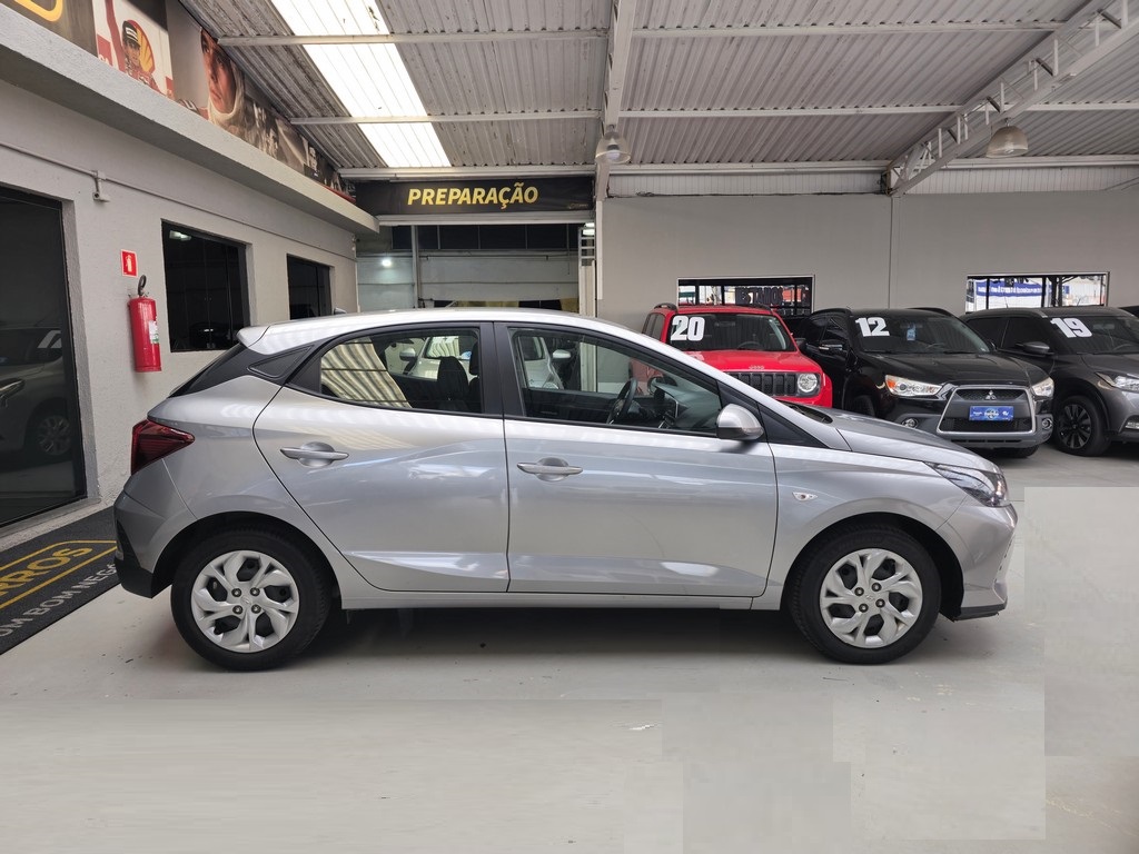 Hyundai HB20 Prata