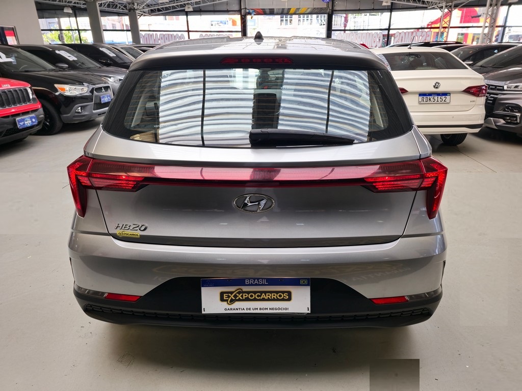 Hyundai HB20 Prata