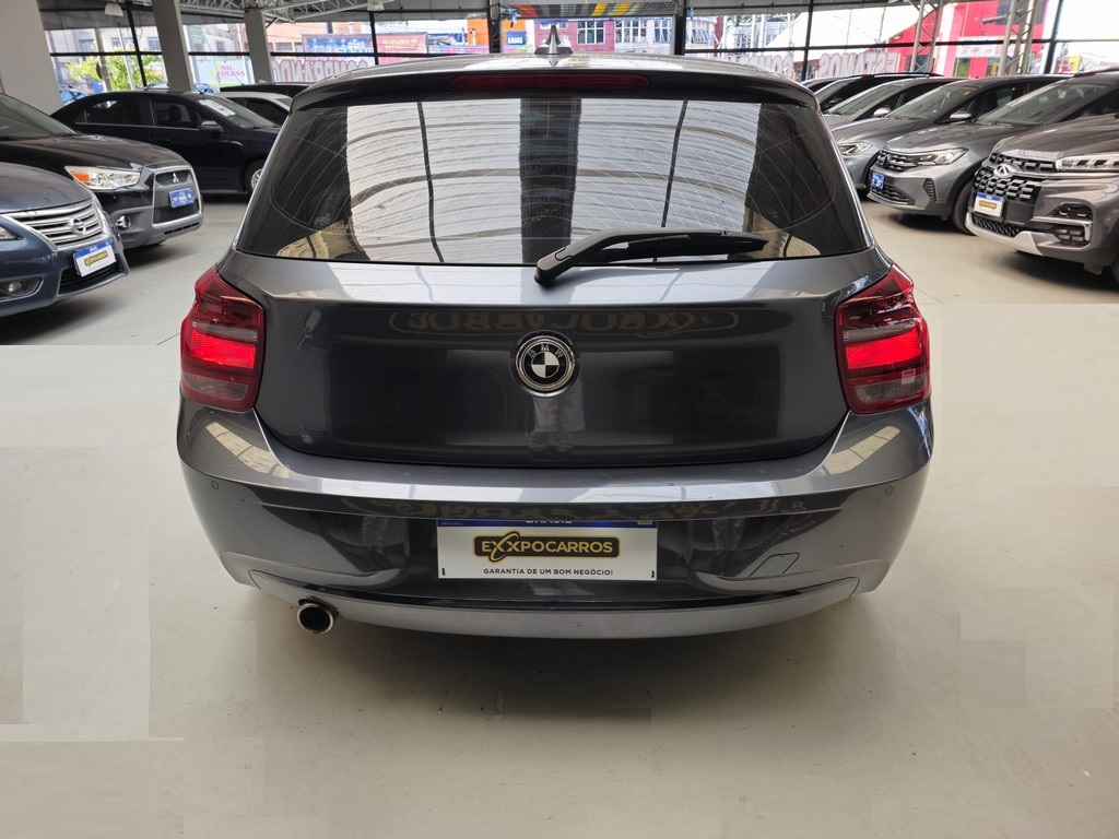 BMW 118i Cinza