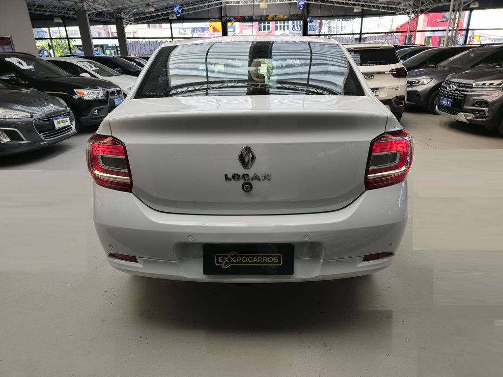 Renault Logan Branco