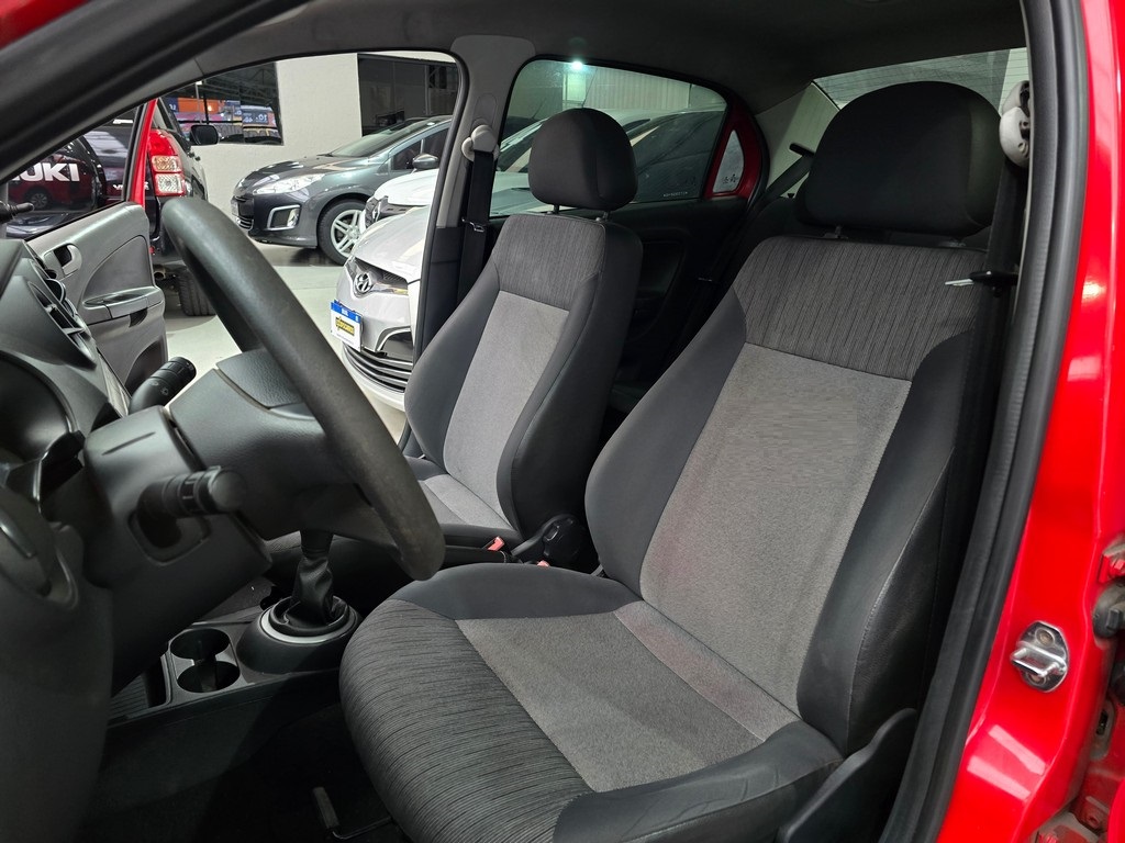 Volkswagen Voyage Vermelho