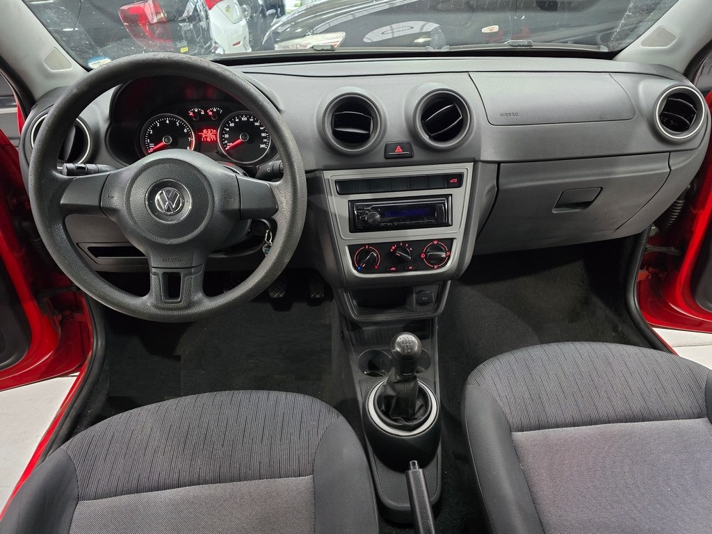 Volkswagen Voyage Vermelho
