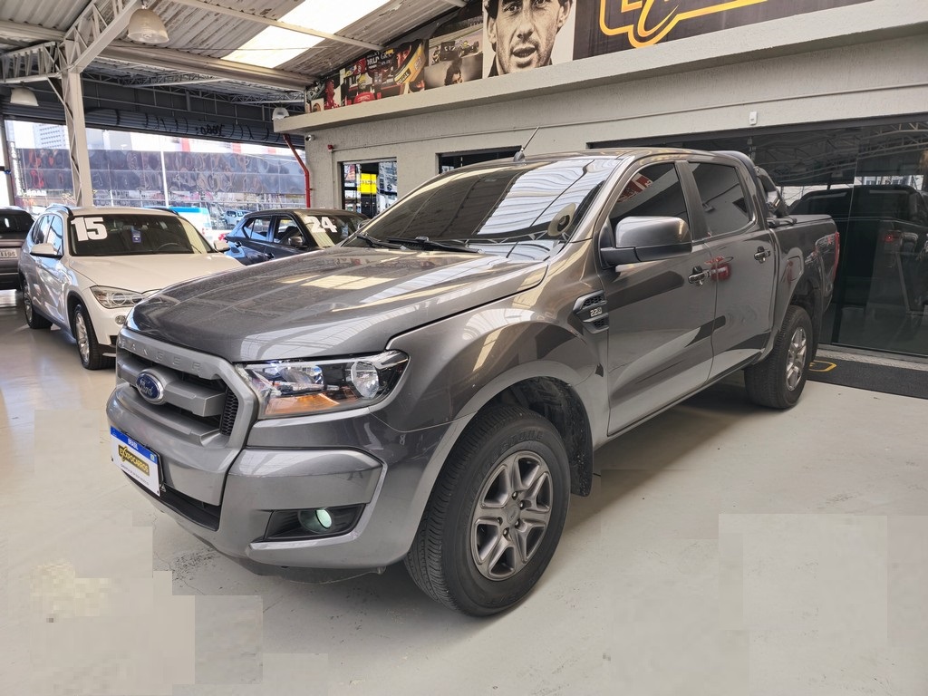 Ford Ranger Cinza
