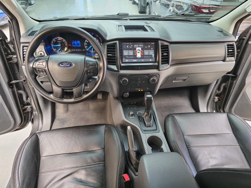 Ford Ranger Cinza