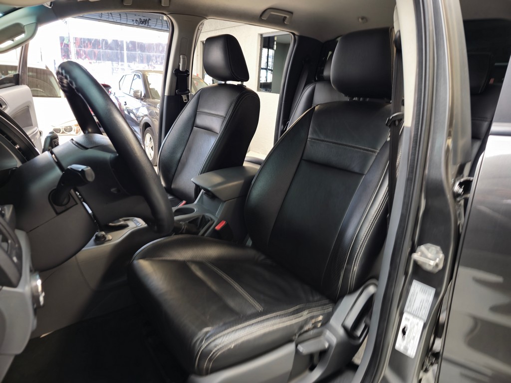 Ford Ranger Cinza