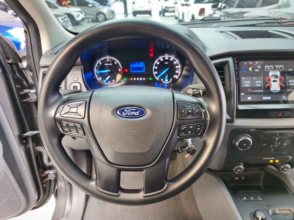 Ford Ranger Cinza