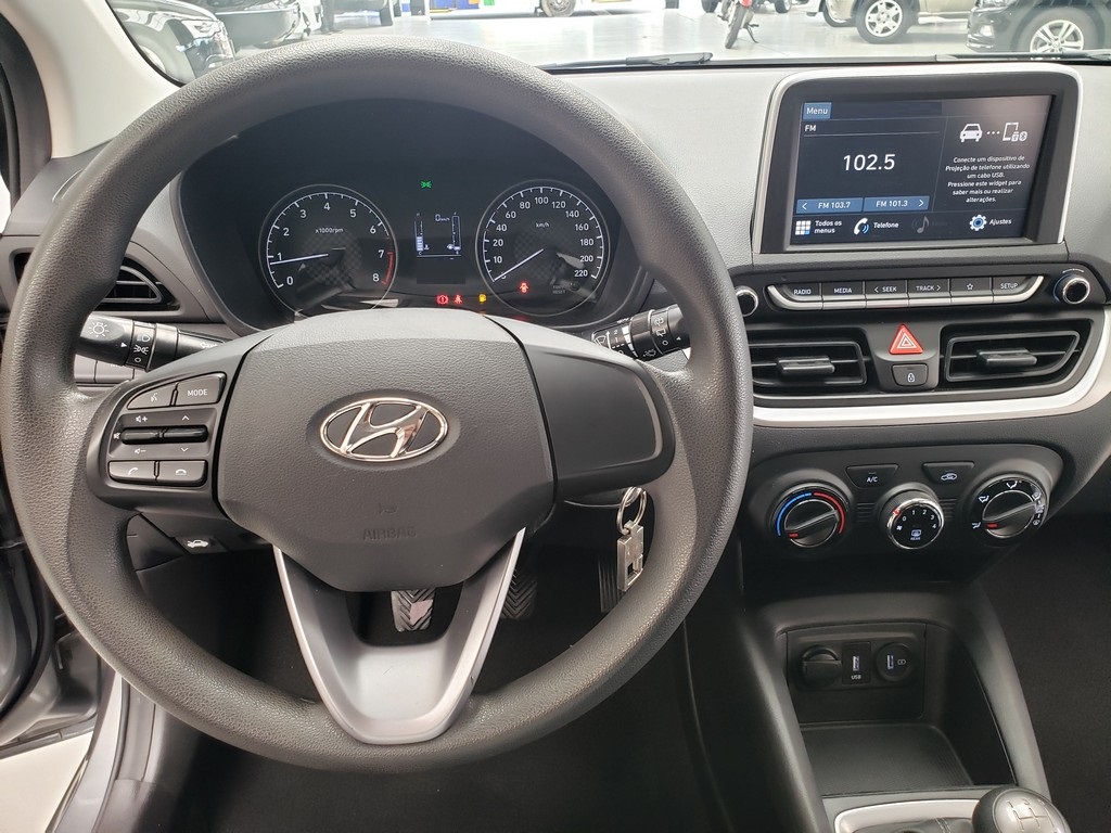 Hyundai HB20 Cinza