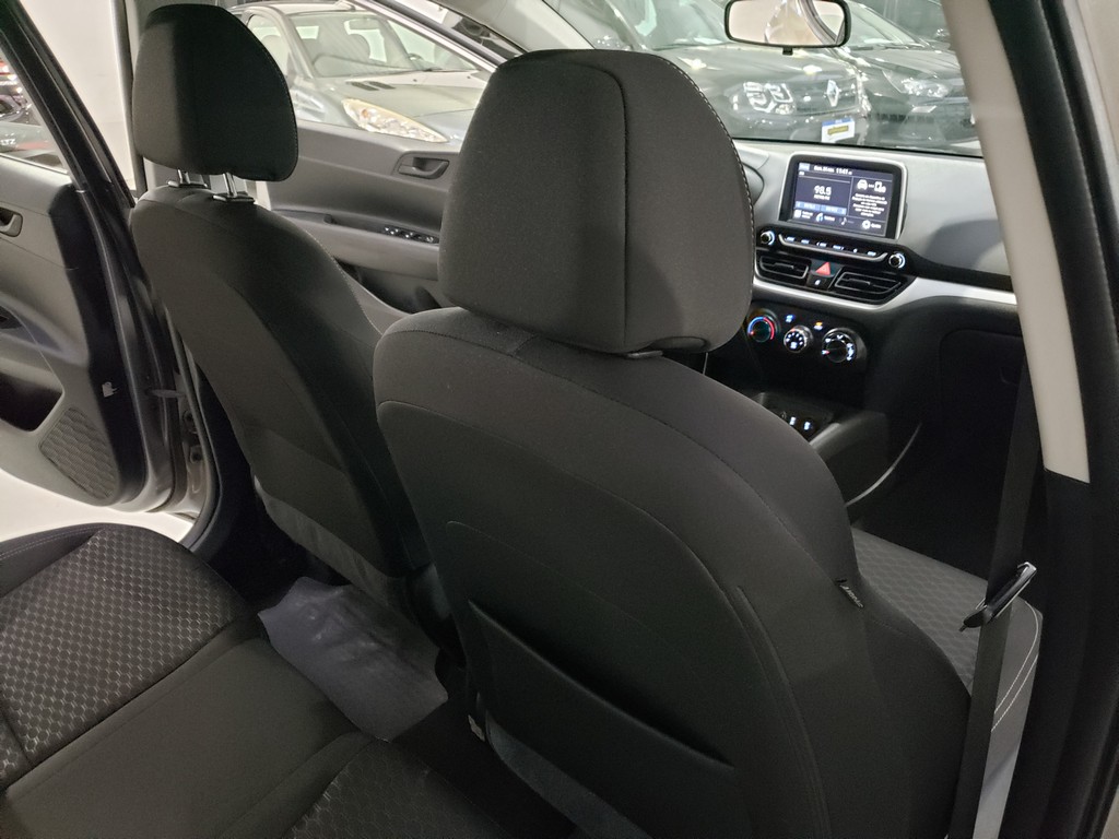 Hyundai HB20 Prata