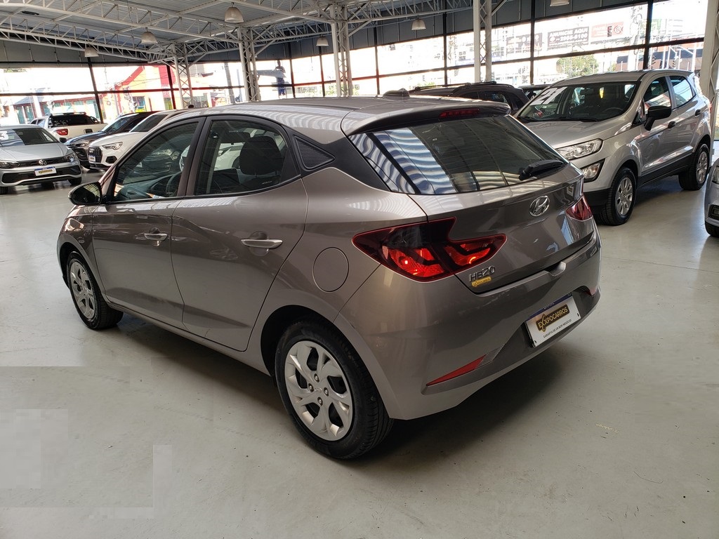 Hyundai HB20 Prata