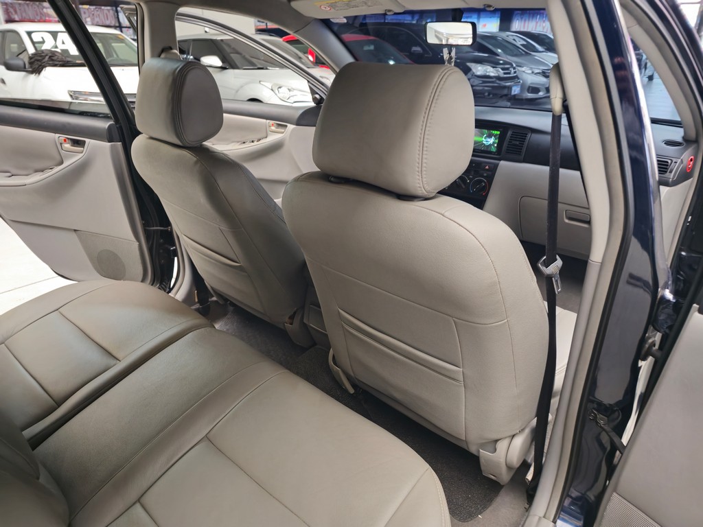Toyota Corolla Fielder Azul