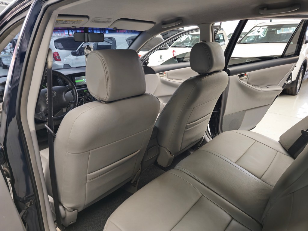 Toyota Corolla Fielder Azul