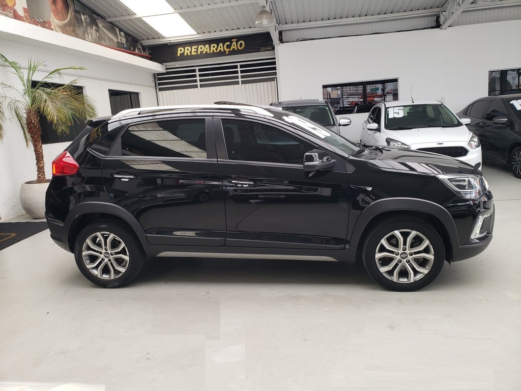 Chery Tiggo 2 Preto
