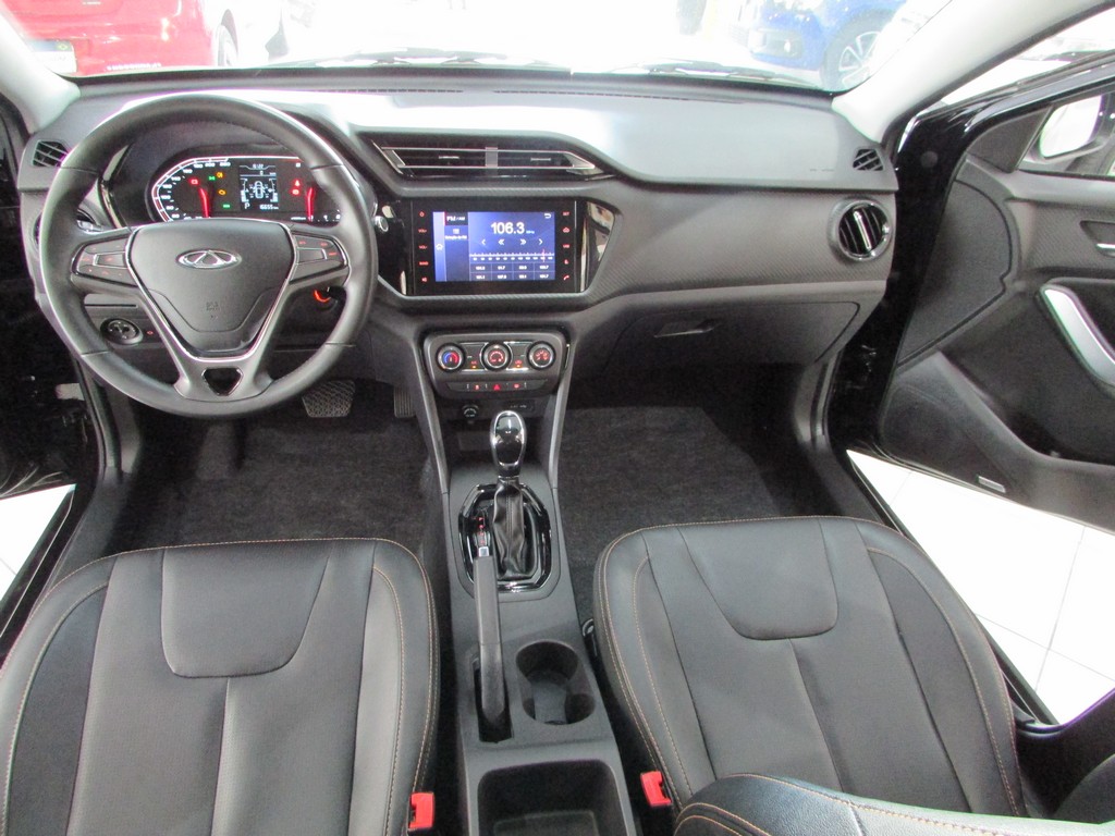 Chery Tiggo 2 Preto