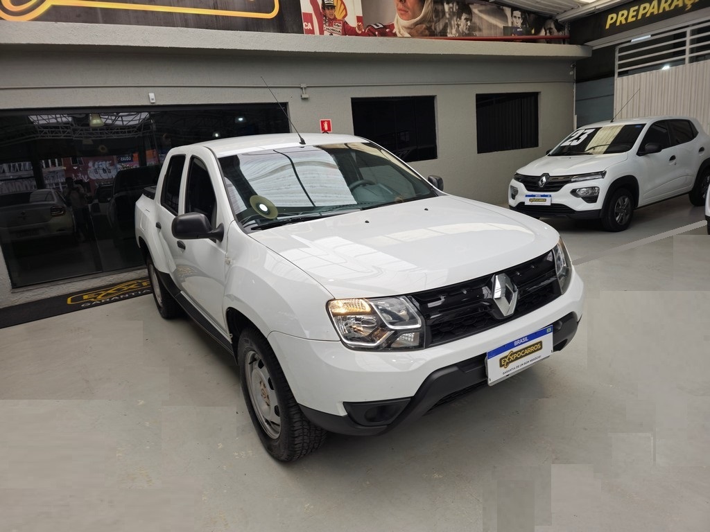 Renault Duster Oroch Branco