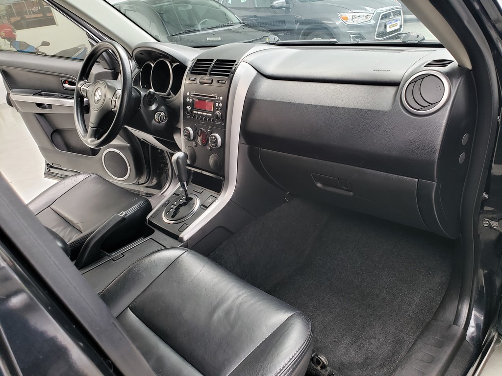 Suzuki Grand Vitara Preto