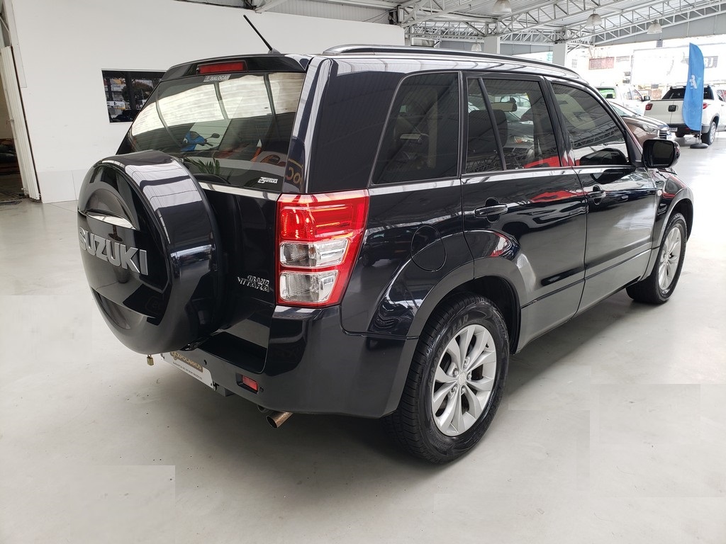Suzuki Grand Vitara Preto
