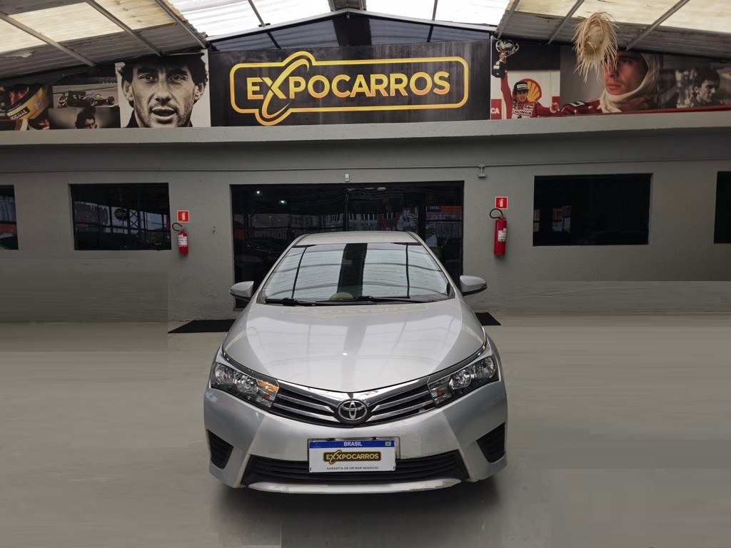 Toyota Corolla Prata