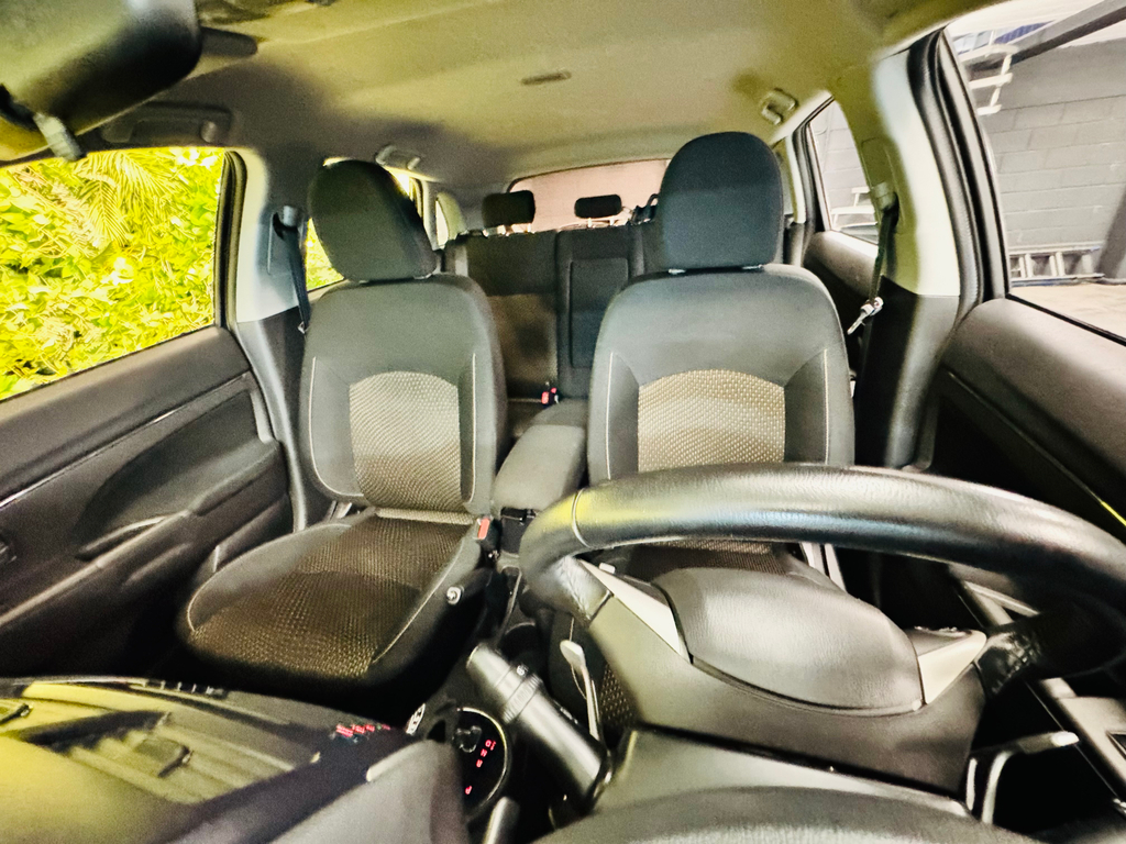 Mitsubishi ASX Azul