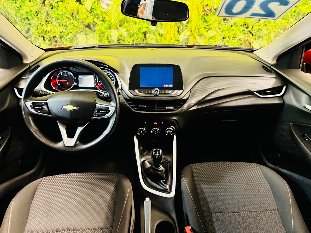 Chevrolet Onix Laranja