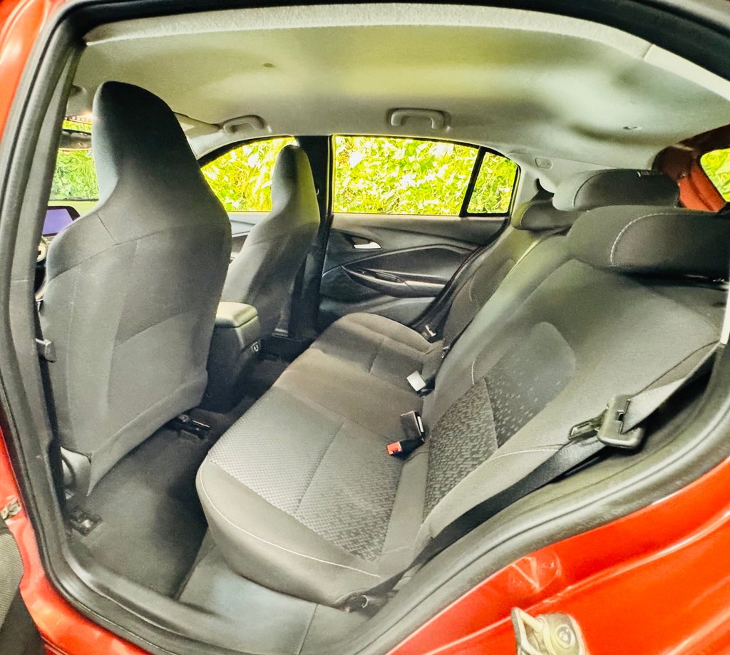 Chevrolet Onix Laranja