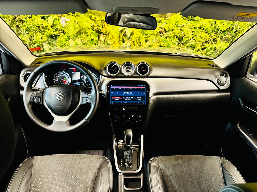 Suzuki Vitara Prata