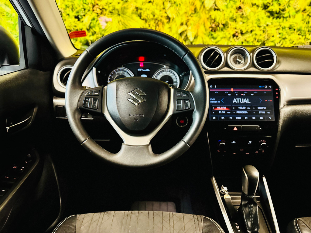 Suzuki Vitara Prata