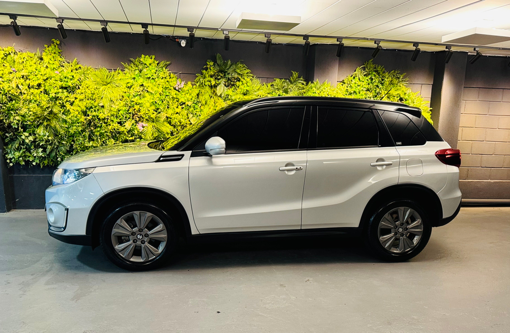 Suzuki Vitara Prata