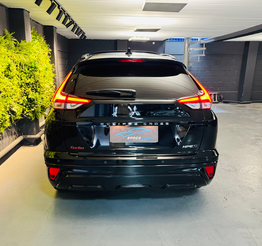 Mitsubishi Eclipse Cross Preto