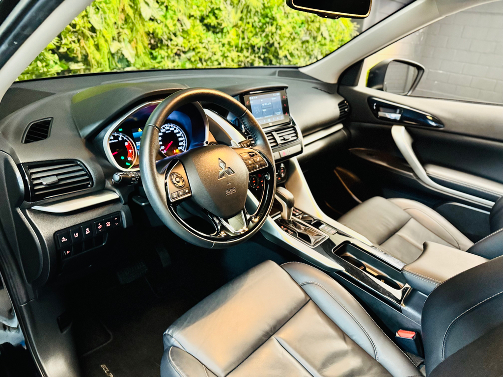 Mitsubishi Eclipse Cross Preto
