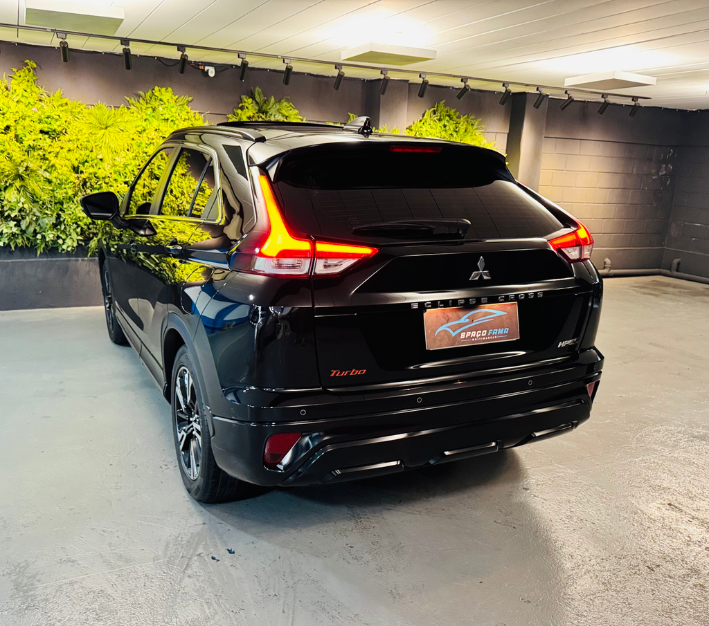 Mitsubishi Eclipse Cross Preto