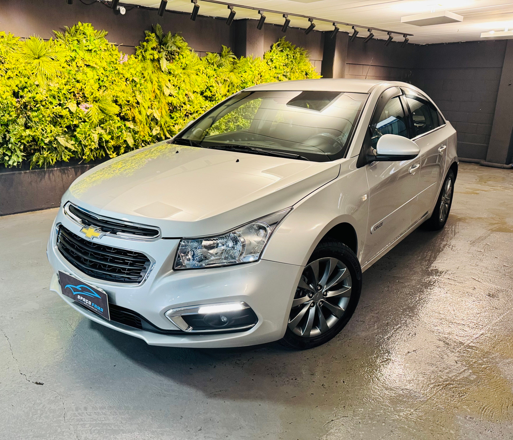 Chevrolet Cruze Sedan Prata