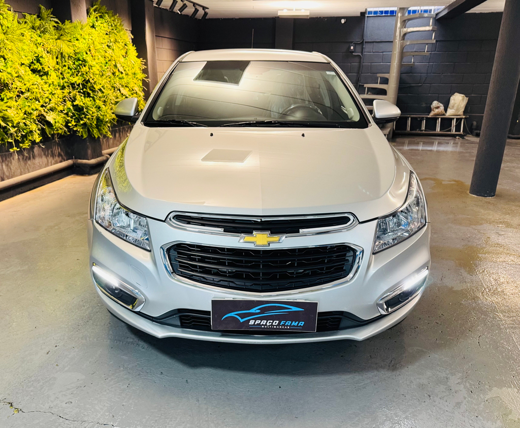 Chevrolet Cruze Sedan Prata