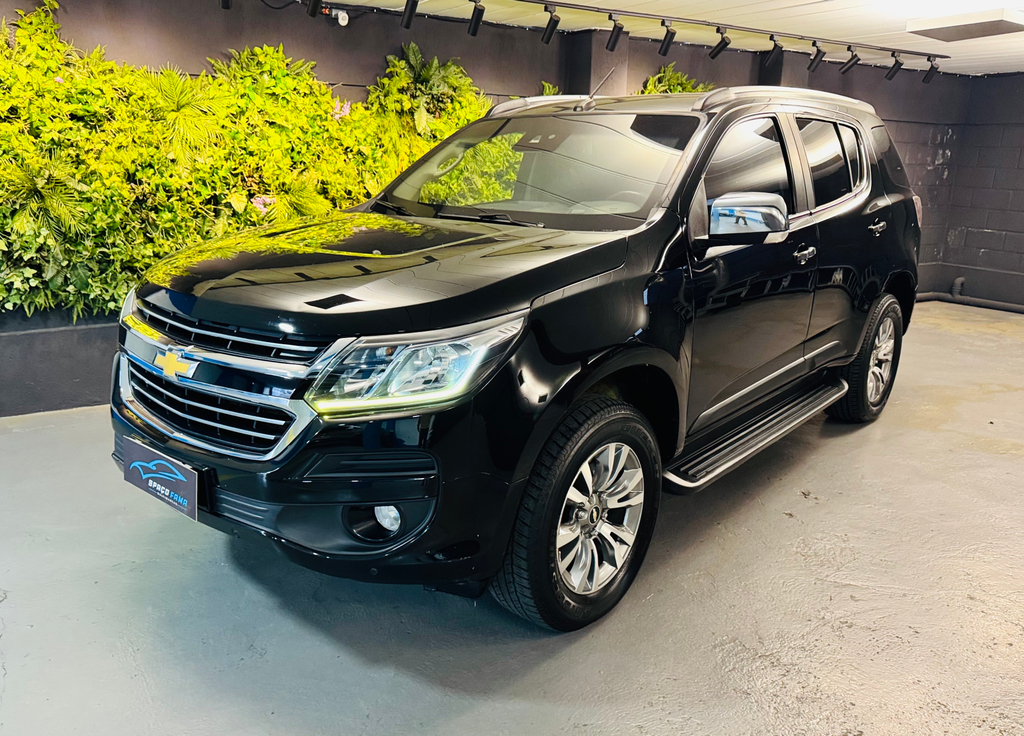Chevrolet TrailBlazer Preto