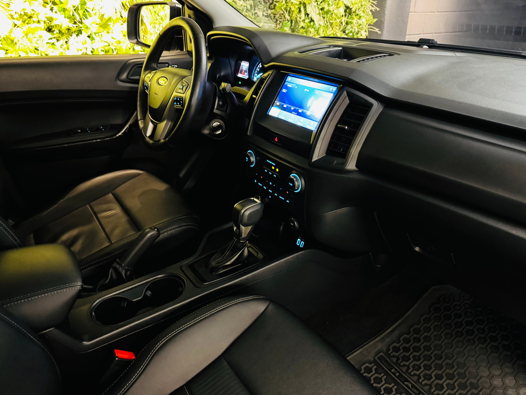 Ford Ranger (Cabine Dupla) Preto
