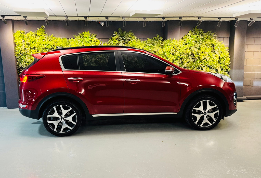 Kia Sportage Vermelho