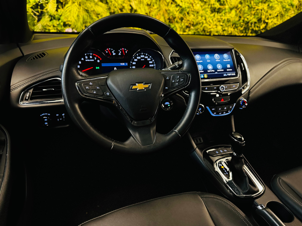 Chevrolet Cruze Sport6 Cinza
