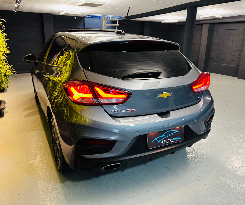 Chevrolet Cruze Sport6 Cinza