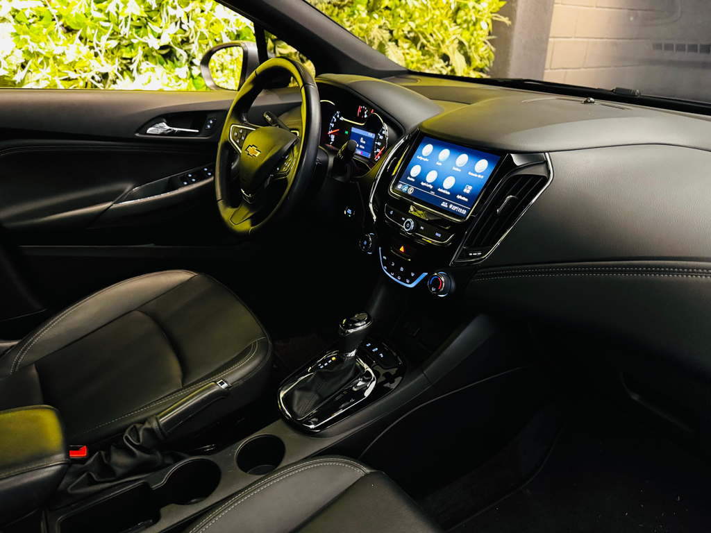 Chevrolet Cruze Sport6 Cinza