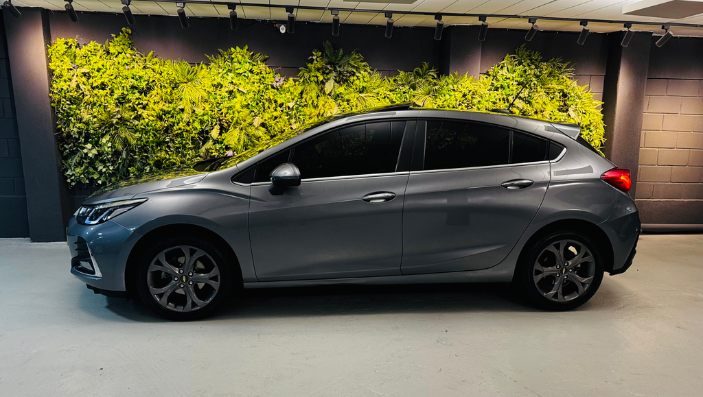 Chevrolet Cruze Sport6 Cinza