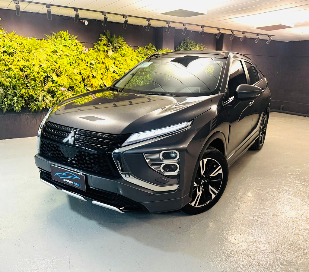 Mitsubishi Eclipse Cross Cinza