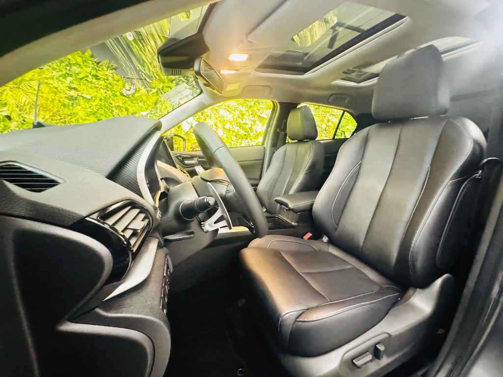 Mitsubishi Eclipse Cross Cinza