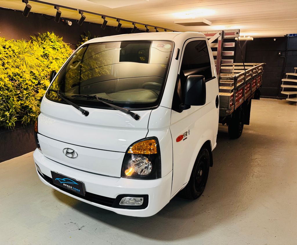 Hyundai HR Branco